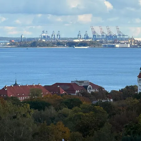 Basoto Appartement *